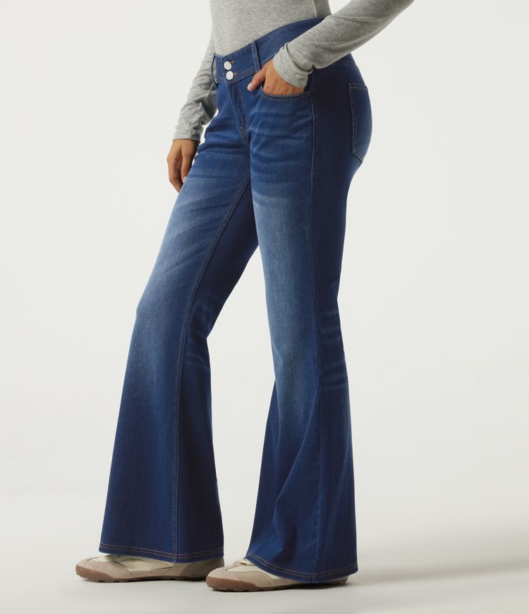 Jean flare Halara Flex™ à taille mi-haute avec poches Jean flare Halara Flex™ à taille mi-haute avec poches