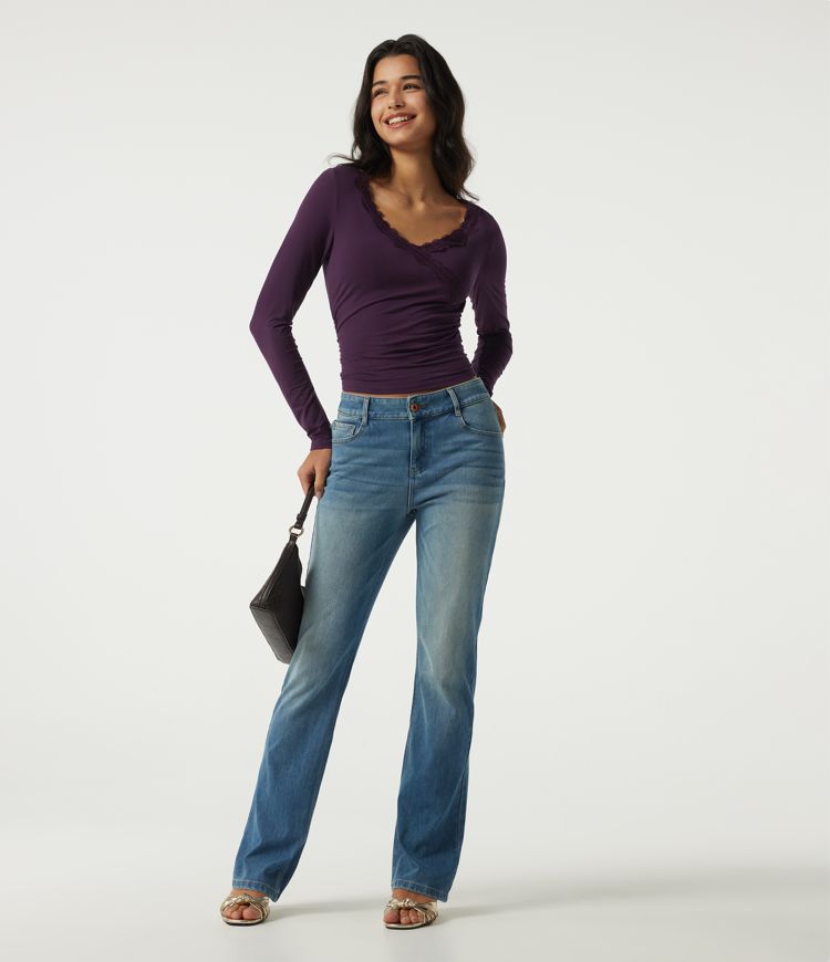 V Neck Long Sleeve Ruched Contrast Lace Casual Top V Neck Long Sleeve Ruched Contrast Lace Casual Top