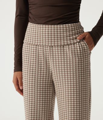 Mid Rise Foldover Wide Leg Plaid Lounge Pants with Pockets Mid Rise Foldover Wide Leg Plaid Lounge Pants with Pockets
