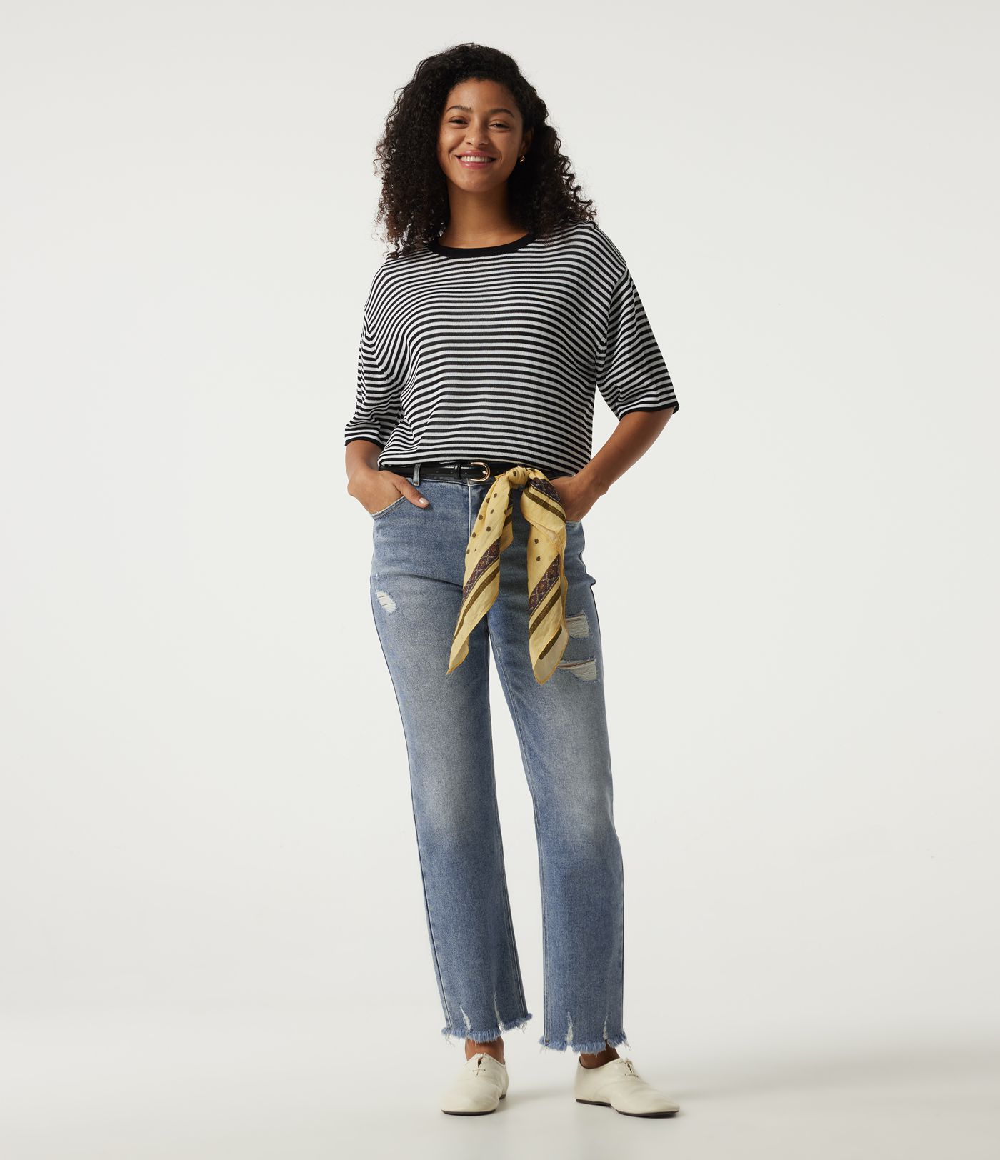 High Waisted Straight Leg Casual Cotton Jeans with Pockets High Waisted Straight Leg Casual Cotton Jeans with Pockets