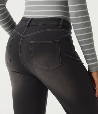 Halara Flex™ High Waisted Straight Leg Casual Jeans with Pockets Halara Flex™ High Waisted Straight Leg Casual Jeans with Pockets