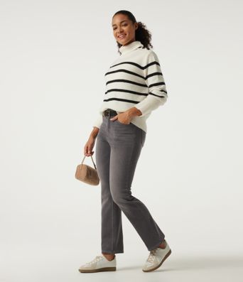 Lässige Fleece-Bootcut-Jeans aus Baumwolle mit mittelhohem Bund und mehreren Taschen Lässige Fleece-Bootcut-Jeans aus Baumwolle mit mittelhohem Bund und mehreren Taschen