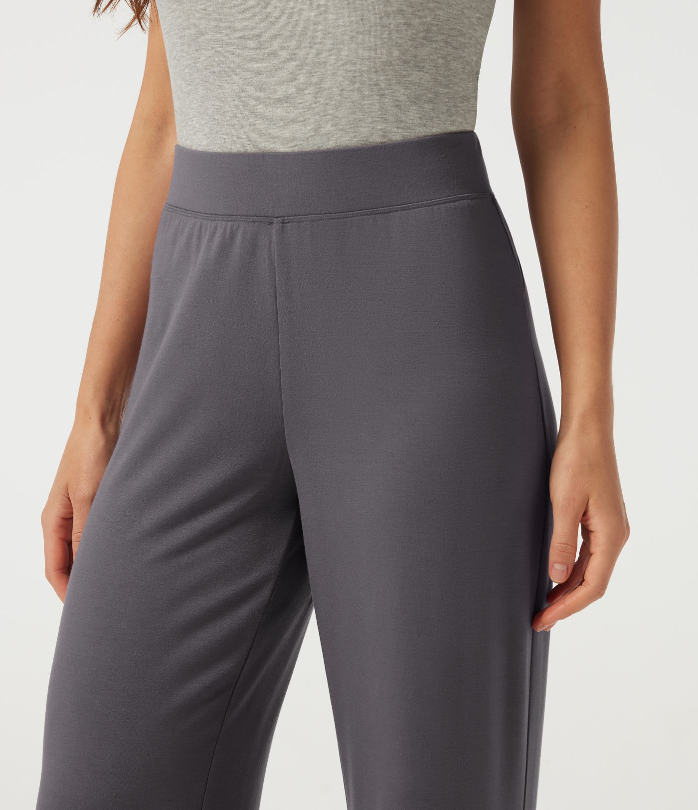 Low Rise Straight Leg Casual Pants Low Rise Straight Leg Casual Pants