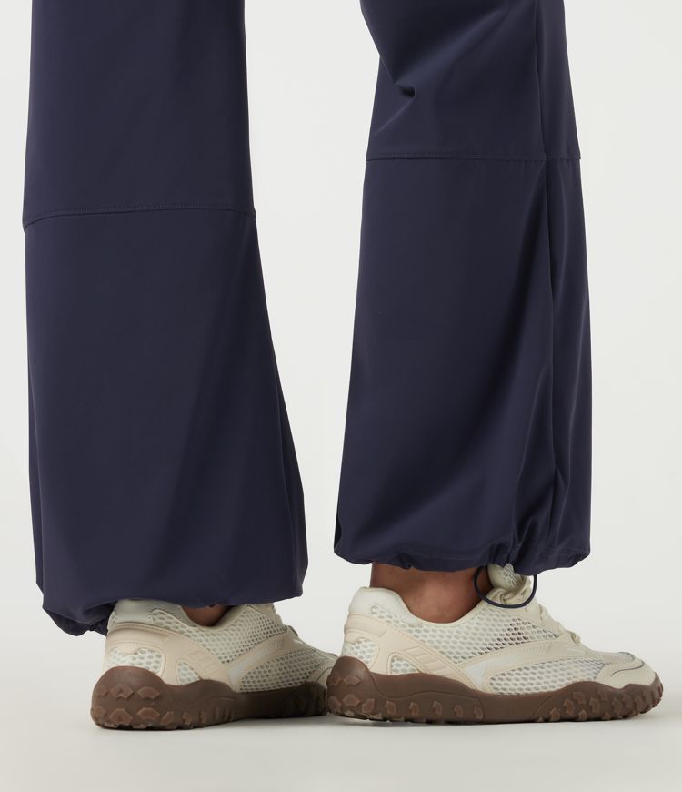 Wanderhose mit mittelhohem Bund, Seitentaschen und Kordelzug - selbstglättend, schnelltrocknend, UPF40+ Wanderhose mit mittelhohem Bund, Seitentaschen und Kordelzug - selbstglättend, schnelltrocknend, UPF40+