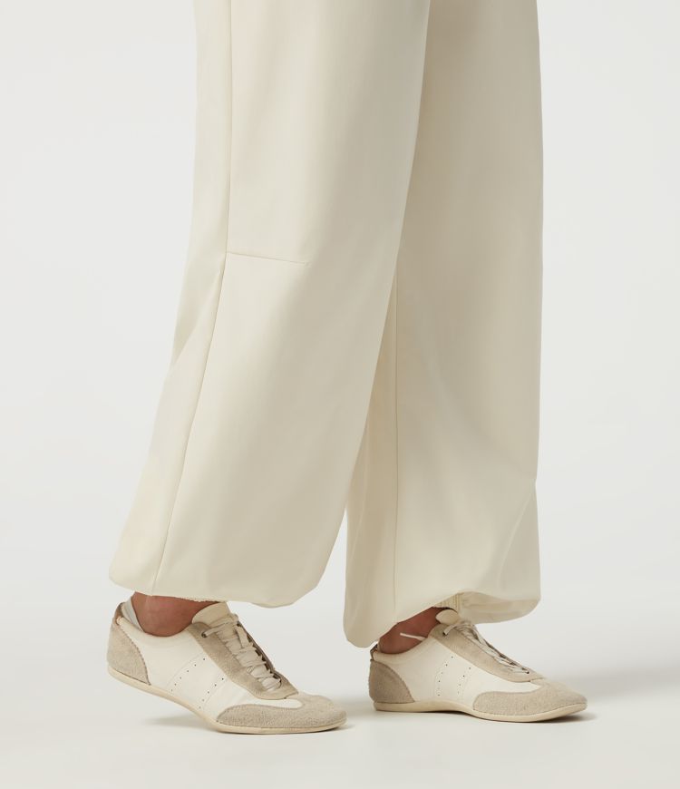 Water Repellent Wear-Resistant Low Rise Drawstring Casual Joggers with Pockets