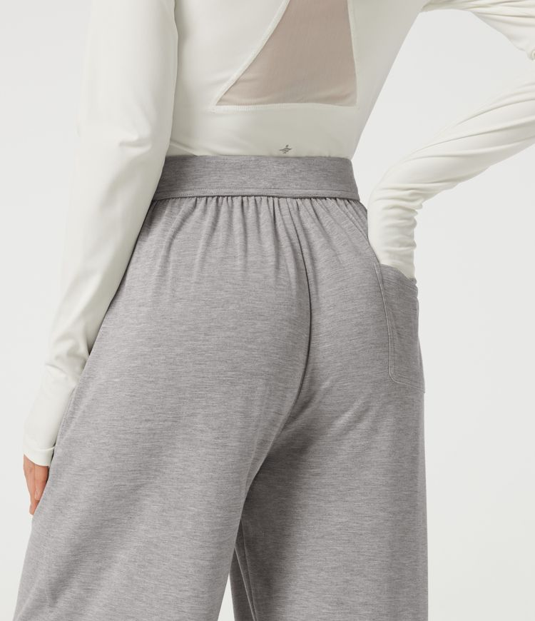 Mid Rise Drawstring Barrel Leg Casual Pants with Pockets Mid Rise Drawstring Barrel Leg Casual Pants with Pockets