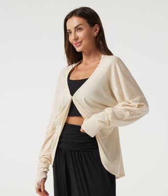 Lässige Strickjacke mit langen Fledermausärmeln und Daumenlöchern Lässige Strickjacke mit langen Fledermausärmeln und Daumenlöchern
