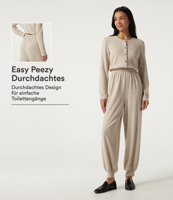 Lässiger Jumpsuit mit Rundhalsausschnitt, Seitentaschen und langen Ärmeln - Easy Peezy Edition Lässiger Jumpsuit mit Rundhalsausschnitt, Seitentaschen und langen Ärmeln - Easy Peezy Edition