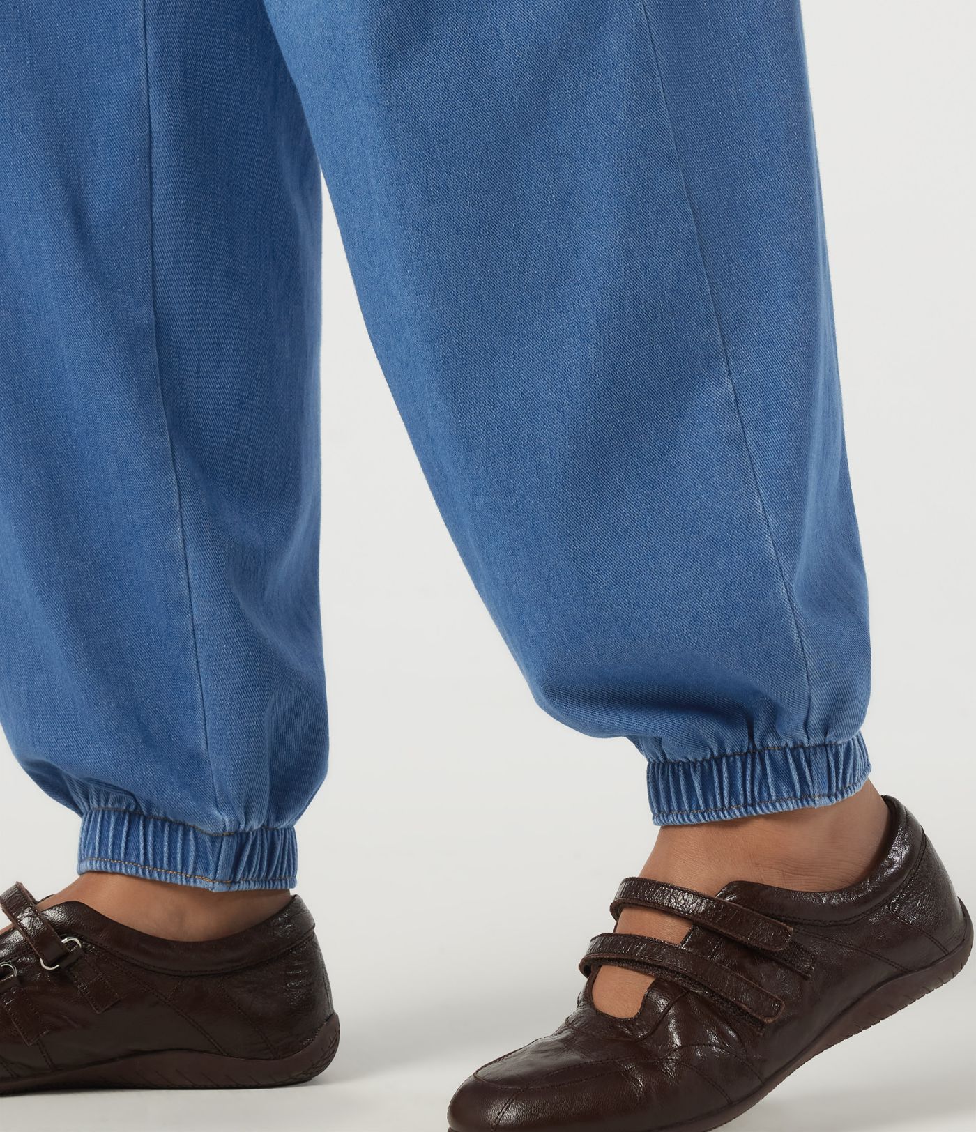 Halara Flex™ Mid Rise Drawstring Denim Casual Cotton Joggers with Pockets Halara Flex™ Mid Rise Drawstring Denim Casual Cotton Joggers with Pockets