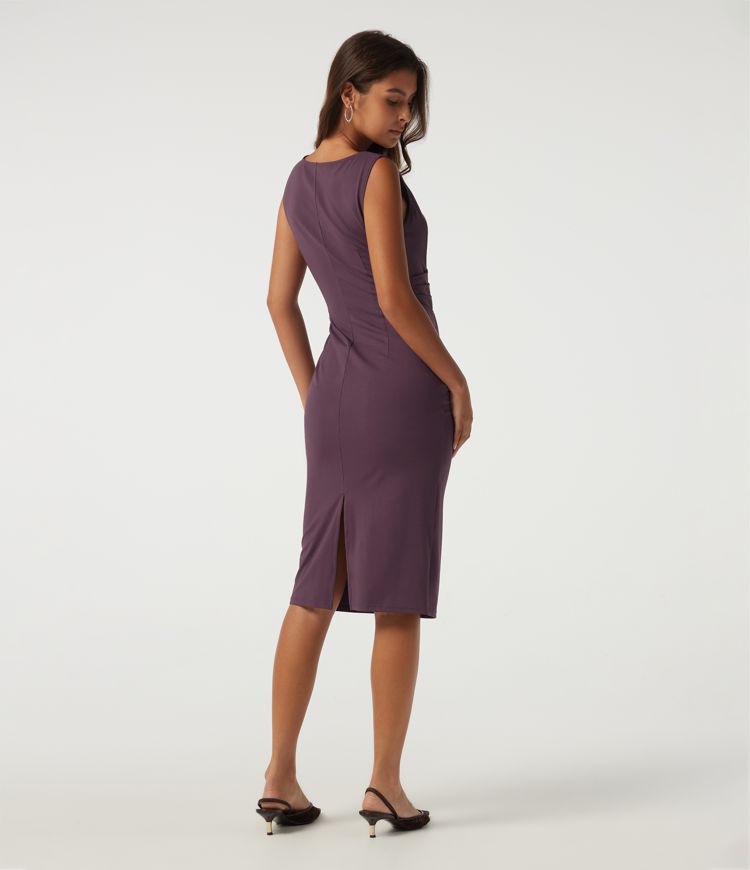 Vestido de trabajo midi tipo lápiz, sin mangas, con escote barco y fruncido Vestido de trabajo midi tipo lápiz, sin mangas, con escote barco y fruncido