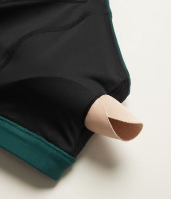 Brassière de sport Halara UltraSculpt™ à col U, maintien léger et dos croisé