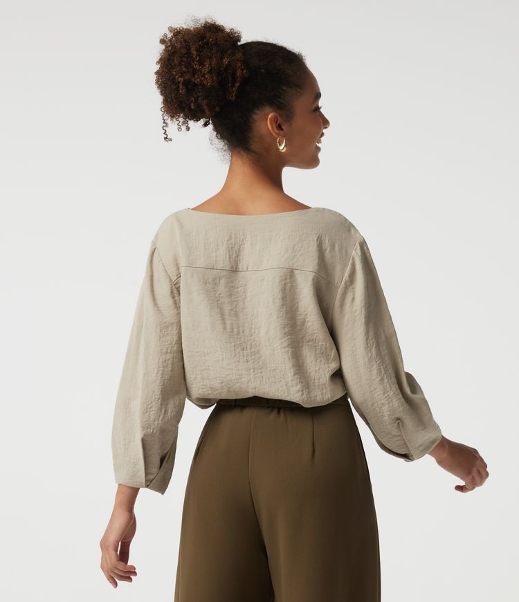 V Neck Bubble Long Sleeve Work Blouse V Neck Bubble Long Sleeve Work Blouse