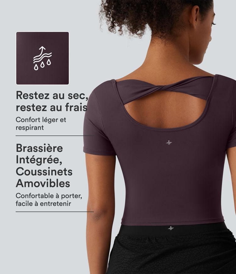 Dusky Evening purple Haut de yoga SoftlyZero™ à encolure en U, manches courtes et dos torsadé avec coussinets amovibles / 1