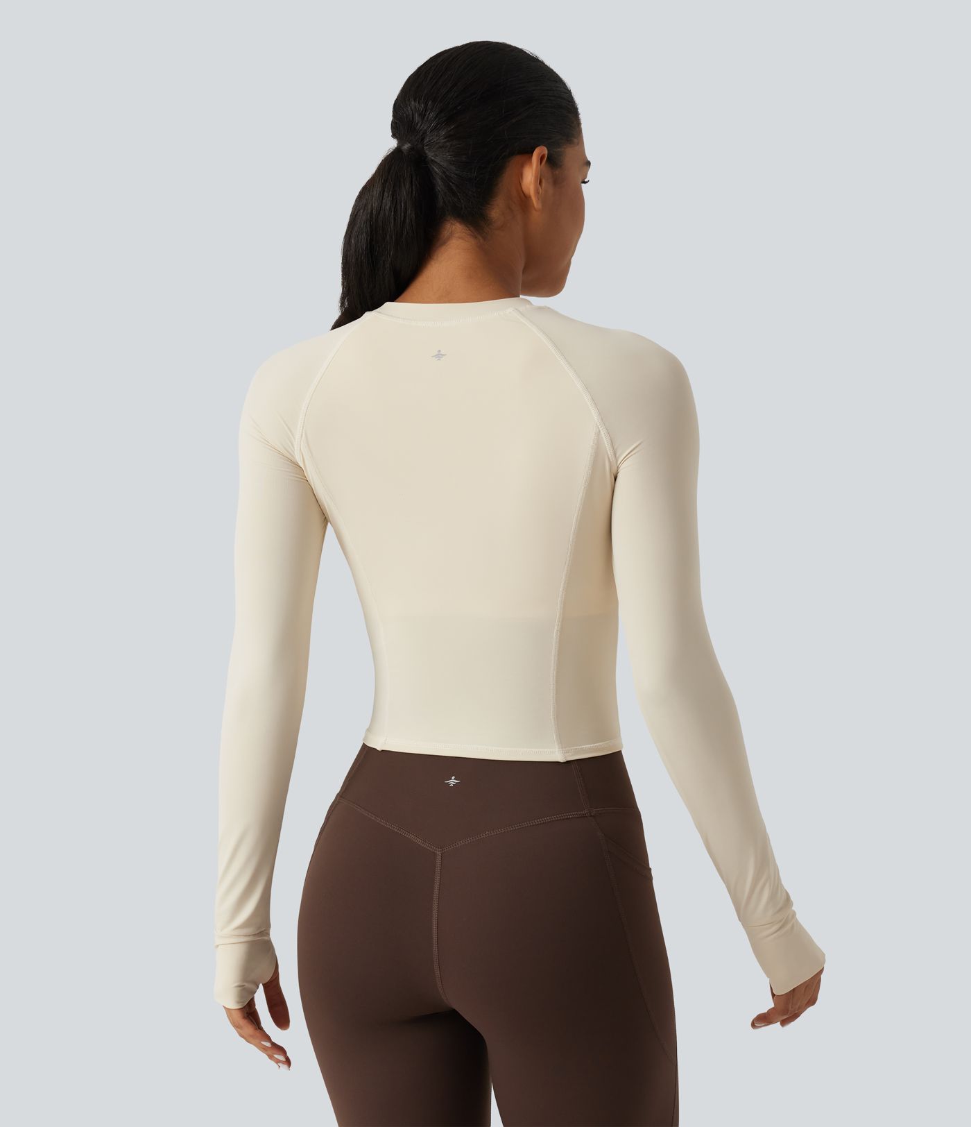 InstantCool Round Neck Raglan Long Sleeve Slim Yoga Sports Top with Built-in Bra