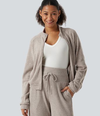 Chaqueta deportiva casual de punto acanalado con cuello alto, franja lateral, mangas largas y bolsillos Chaqueta deportiva casual de punto acanalado con cuello alto, franja lateral, mangas largas y bolsillos