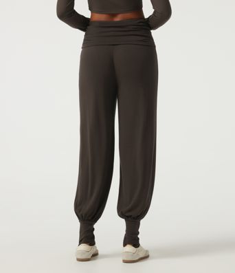 Mid Rise Ruched Stirrup Casual Joggers with Pockets
