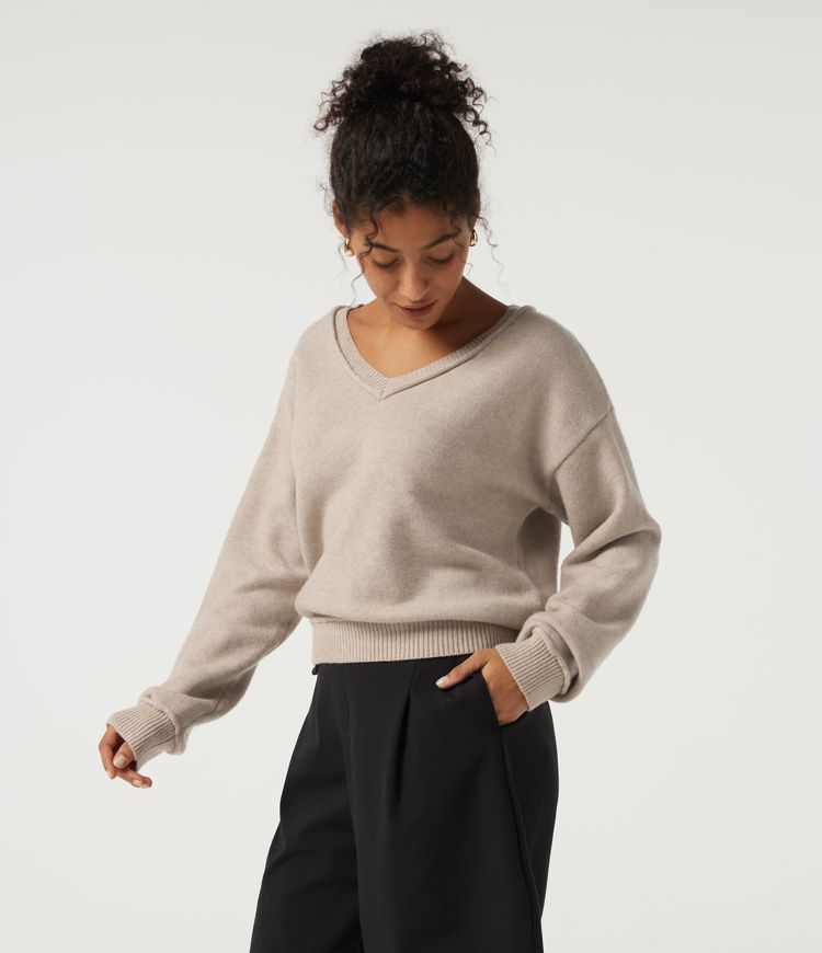 V Neck Long Sleeve Casual Sweater V Neck Long Sleeve Casual Sweater