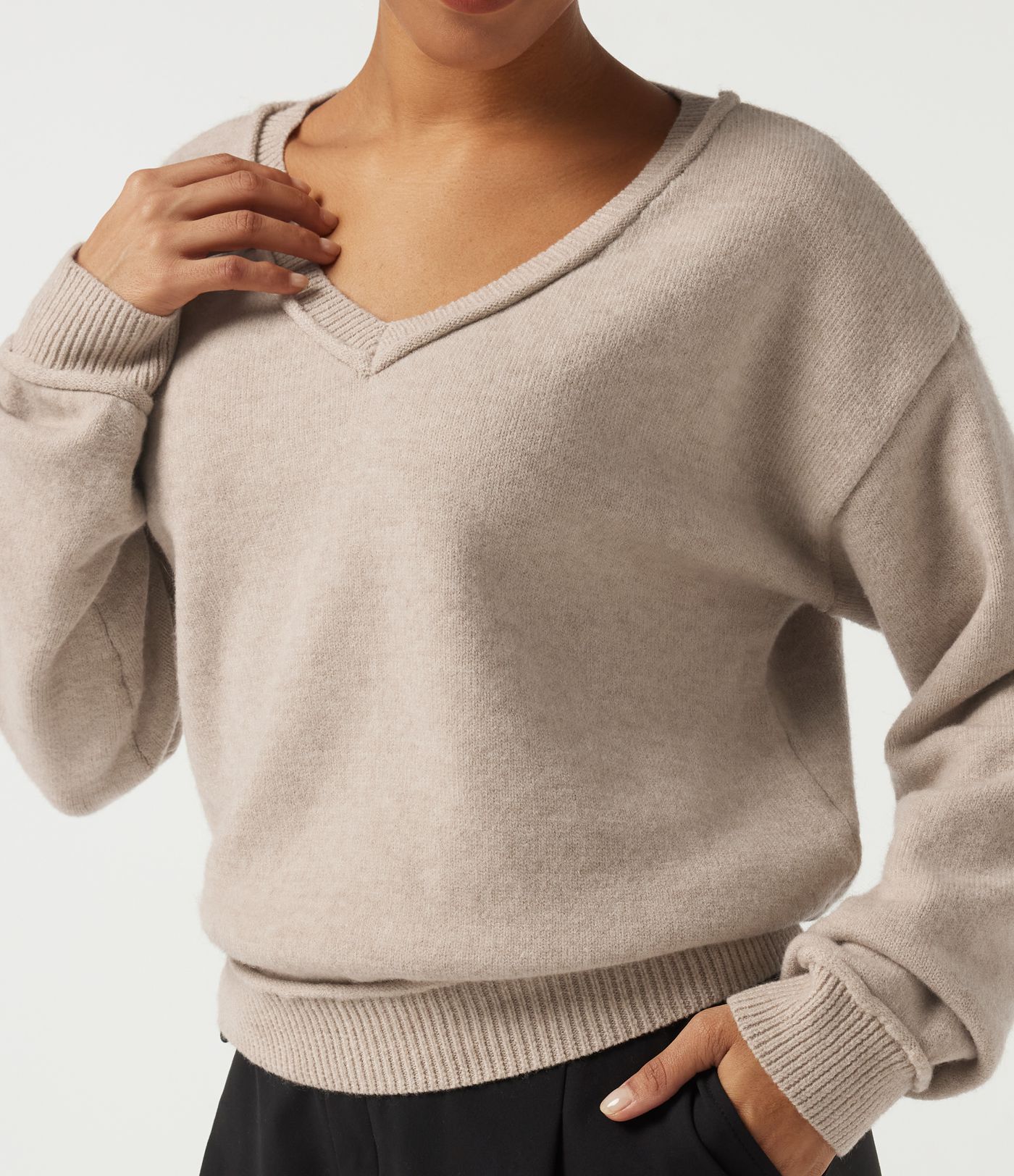 V Neck Long Sleeve Casual Sweater V Neck Long Sleeve Casual Sweater