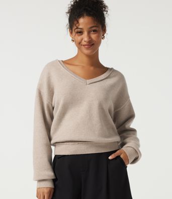 V Neck Long Sleeve Casual Sweater V Neck Long Sleeve Casual Sweater