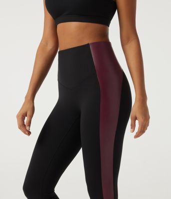High-Waist Yoga-Leggings aus dehnbarem PU mit bauchformendem Effekt, Color-Block-Design und Tasche