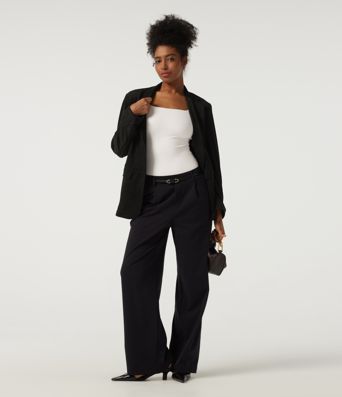SoftlyZero™ - Lässiger Bodysuit mit eckigem Ausschnitt und langen Ärmeln SoftlyZero™ - Lässiger Bodysuit mit eckigem Ausschnitt und langen Ärmeln