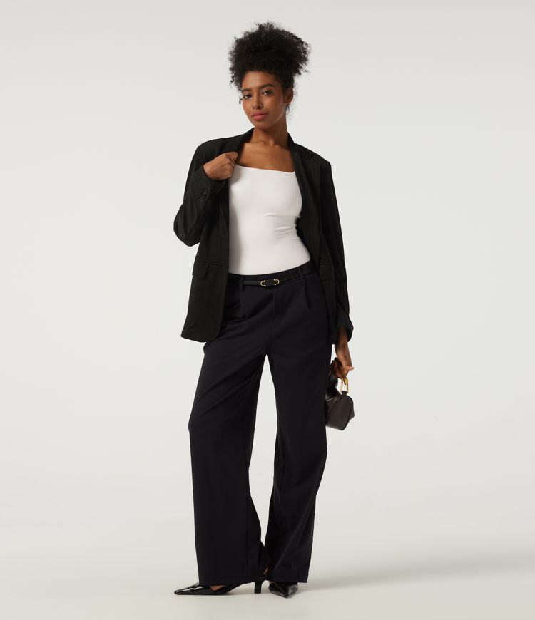 SoftlyZero™ - Lässiger Bodysuit mit eckigem Ausschnitt und langen Ärmeln SoftlyZero™ - Lässiger Bodysuit mit eckigem Ausschnitt und langen Ärmeln