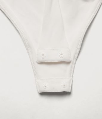 SoftlyZero™ - Lässiger Bodysuit mit eckigem Ausschnitt und langen Ärmeln SoftlyZero™ - Lässiger Bodysuit mit eckigem Ausschnitt und langen Ärmeln