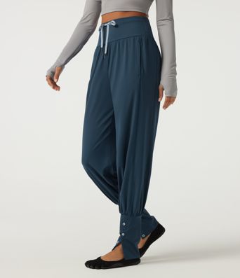 SoftlyZero™ Airy High Waisted Drawstring Ruched Yoga Joggers with Pockets SoftlyZero™ Airy High Waisted Drawstring Ruched Yoga Joggers with Pockets