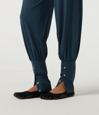 SoftlyZero™ Airy High Waisted Drawstring Ruched Yoga Joggers with Pockets SoftlyZero™ Airy High Waisted Drawstring Ruched Yoga Joggers with Pockets