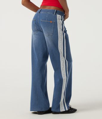 Halara Flex™ Low-Rise Baggy-Jeans mit Kontrastspitze, lässig, mit Taschen Halara Flex™ Low-Rise Baggy-Jeans mit Kontrastspitze, lässig, mit Taschen