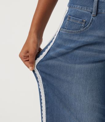 Halara Flex™ Low-Rise Baggy-Jeans mit Kontrastspitze, lässig, mit Taschen Halara Flex™ Low-Rise Baggy-Jeans mit Kontrastspitze, lässig, mit Taschen