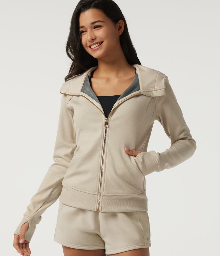 Hooded Raglan Long Sleeve Fleece Workout Sweatshirt with Pockets and Thumb Holes