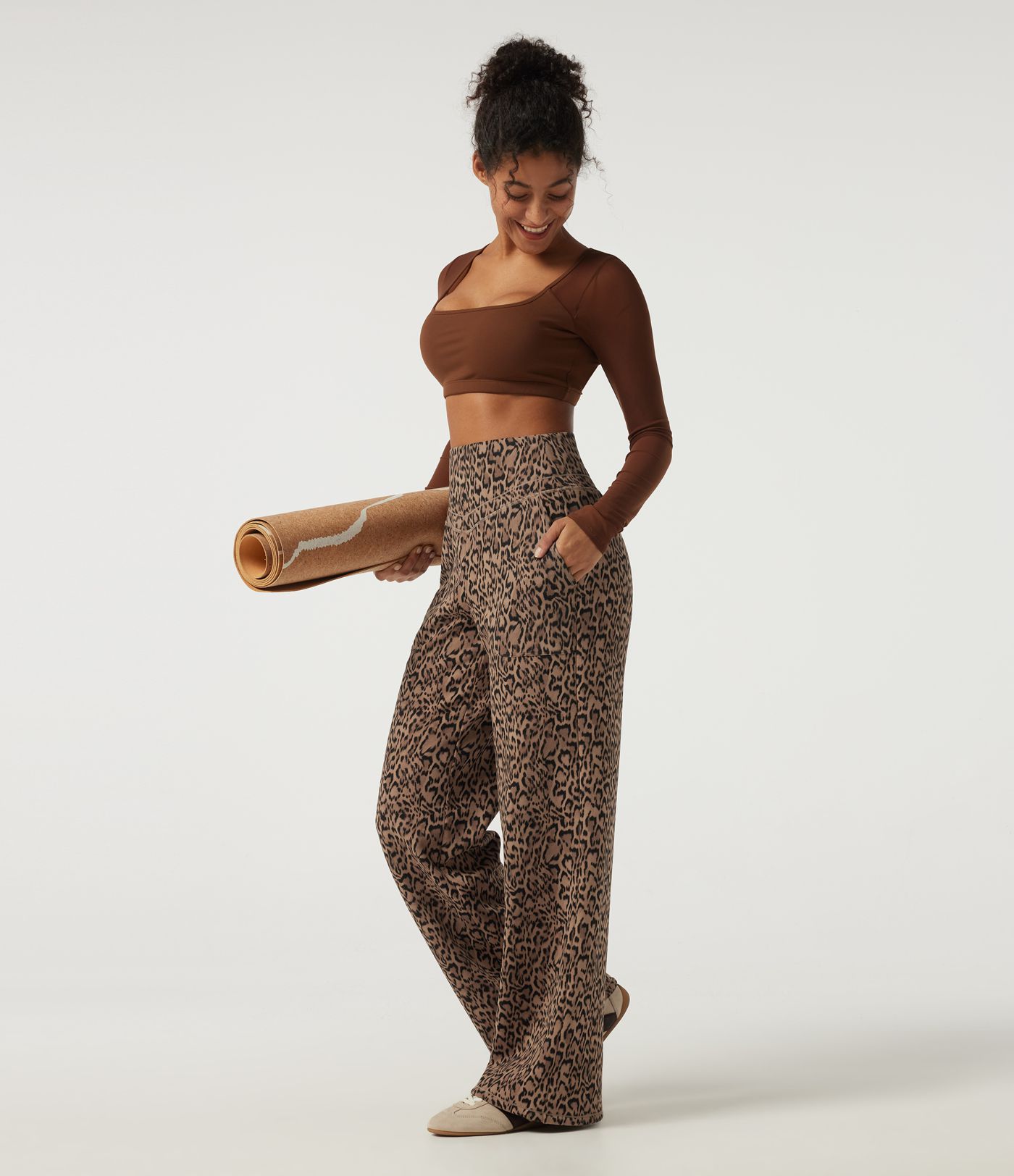 Halara UltraSculpt™ Extra Heat Leopard Print High Waisted Tummy Control Straight Leg Fleece Yoga Pants with Pockets