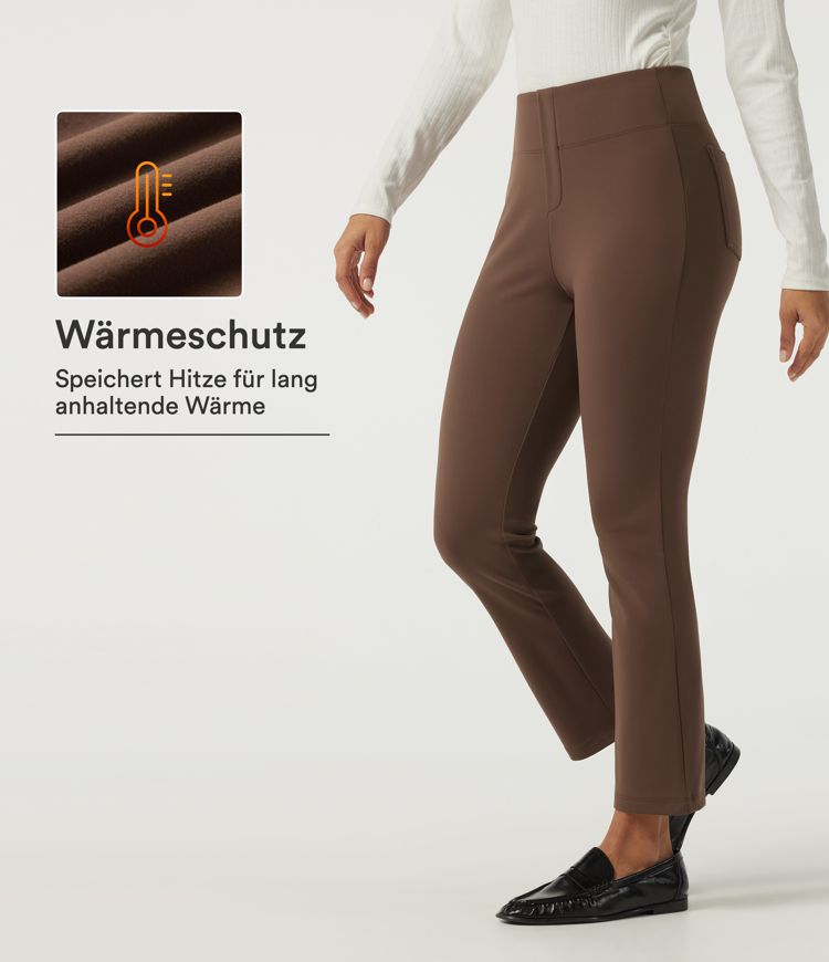 Schmal zulaufende Fleece-Bürohose mit hohem Bund und Gesäßtaschen Schmal zulaufende Fleece-Bürohose mit hohem Bund und Gesäßtaschen