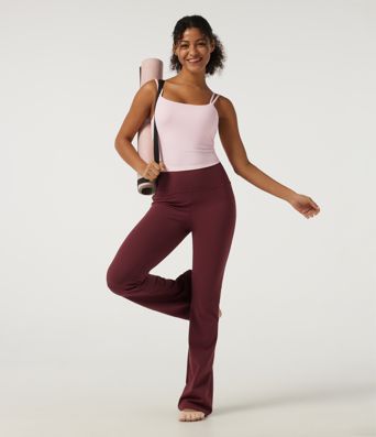 SoftlyZero™ Airy Scoop Neck Twisted Yoga Tank Top with Built-in Bra