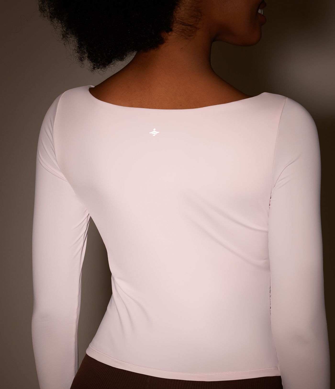 Quick Dry Boat Neck Long Sleeve Yoga Sports Top with Built-in Bra Quick Dry Boat Neck Long Sleeve Yoga Sports Top with Built-in Bra