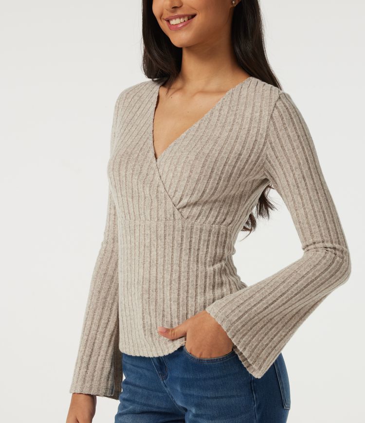 Ribbed Knit V Neck Long Sleeve Top