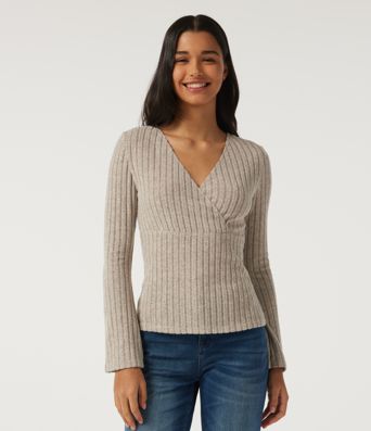Ribbed Knit V Neck Long Sleeve Top