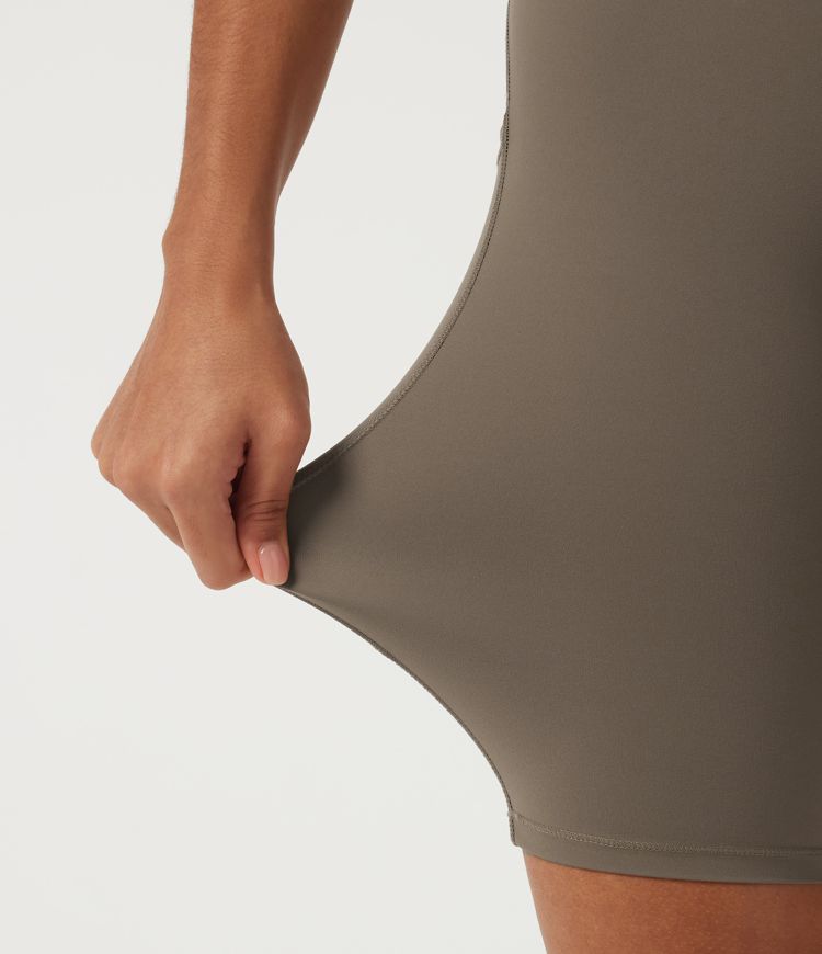 Halara UltraSculpt™ High Waisted Tummy Control Cycling Bikers 9" with Pockets
