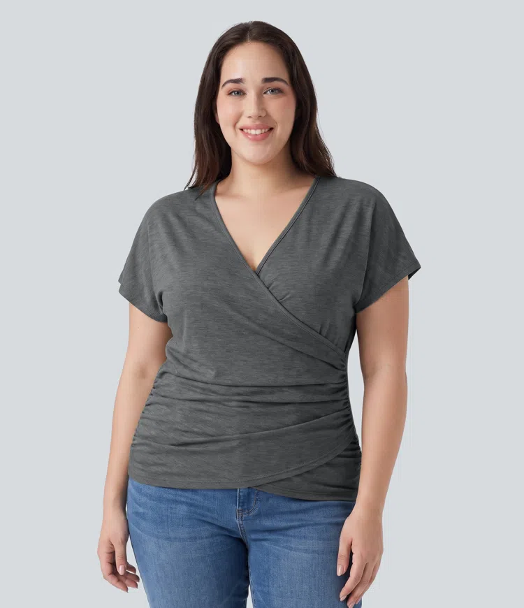 Darl Gray Floral Yarn Große Größen V-Ausschnitt Kurzarm gerafftes Freizeit-Top / 1