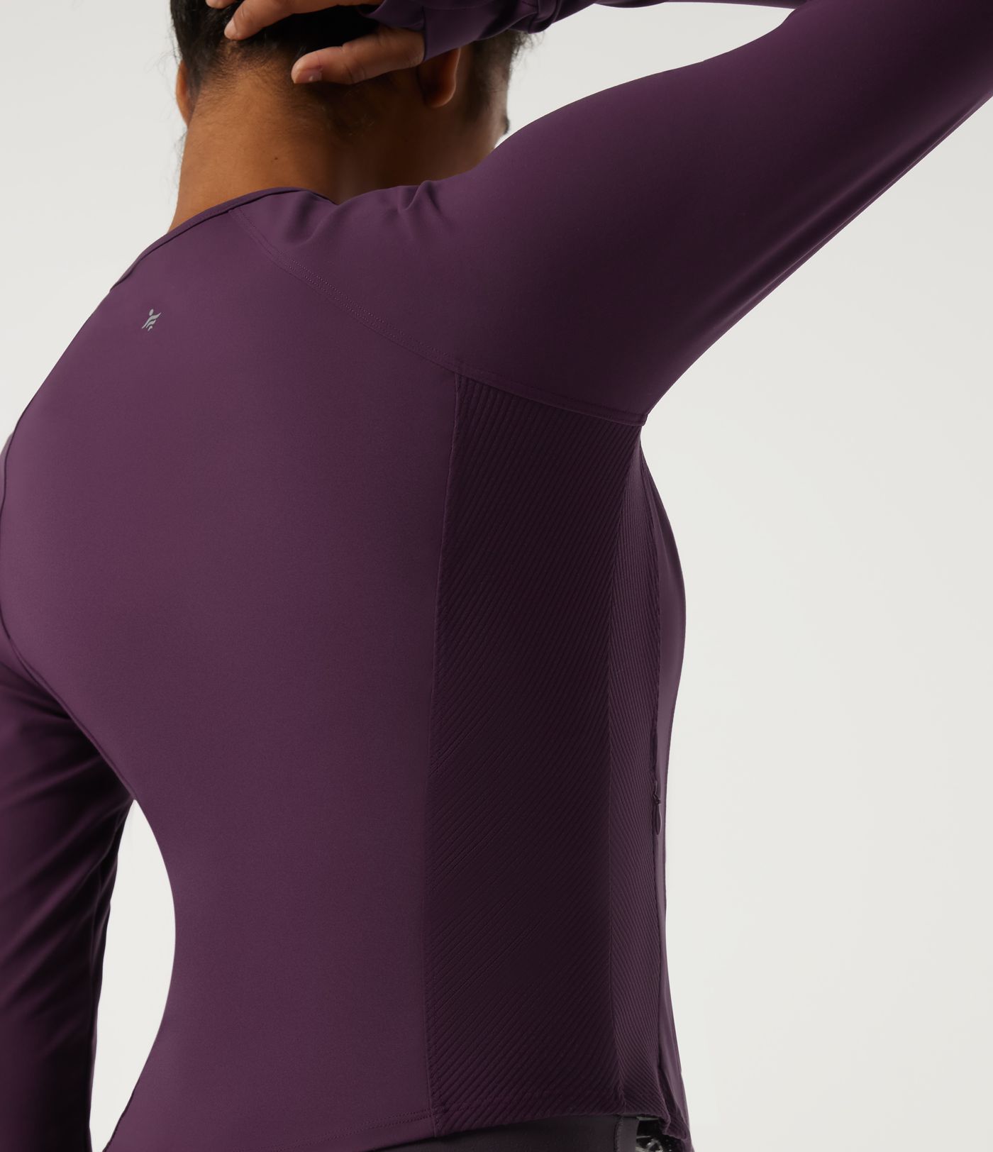 Halara UltraSculpt™ V Neck Long Sleeve Yoga Curvy Jacket with Pockets and Thumbholes