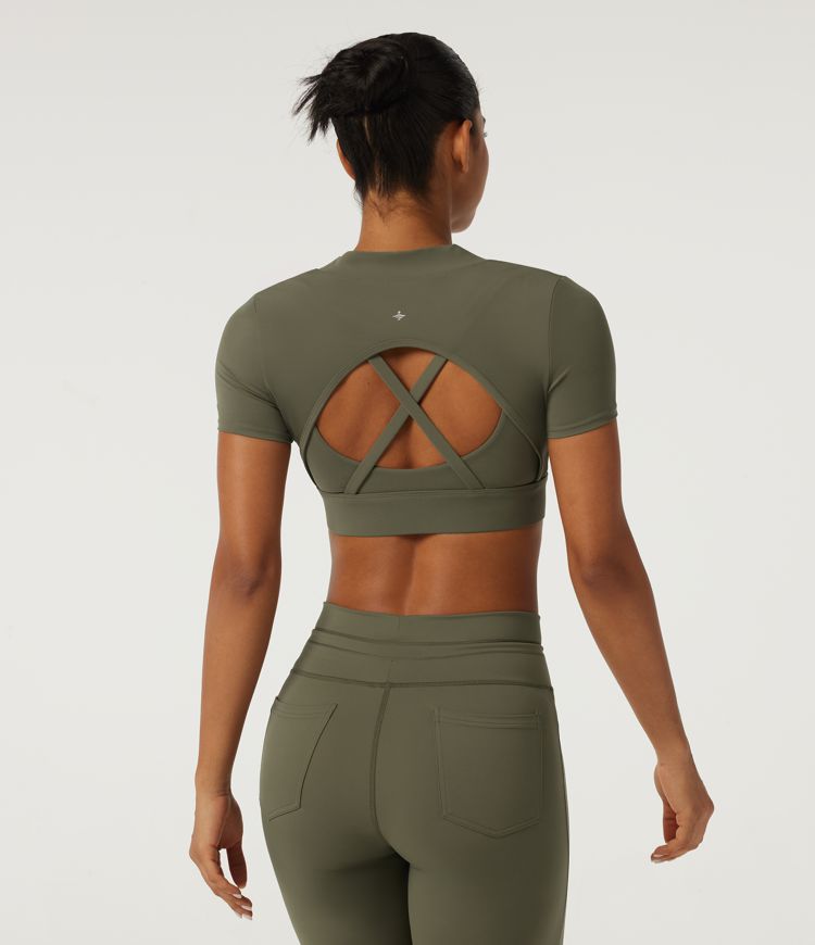 Round Neck Short Sleeve Cut Out Built-in Bra Workout Top