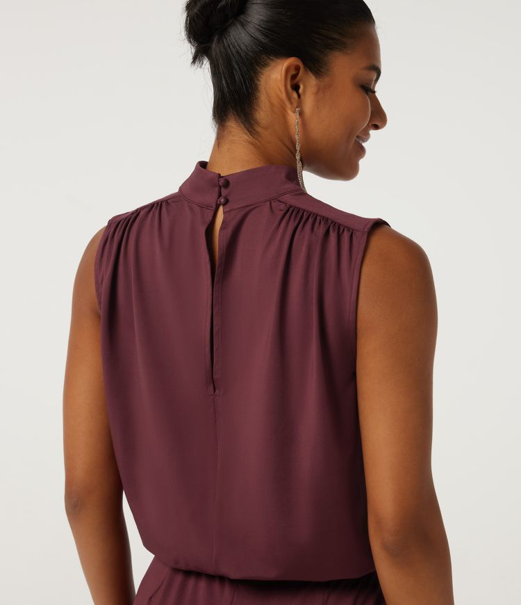 Mock Neck Sleeveless Flare Keyhole Back Party Jumpsuit with Pockets - Easy Peezy Edition Mock Neck Sleeveless Flare Keyhole Back Party Jumpsuit with Pockets - Easy Peezy Edition