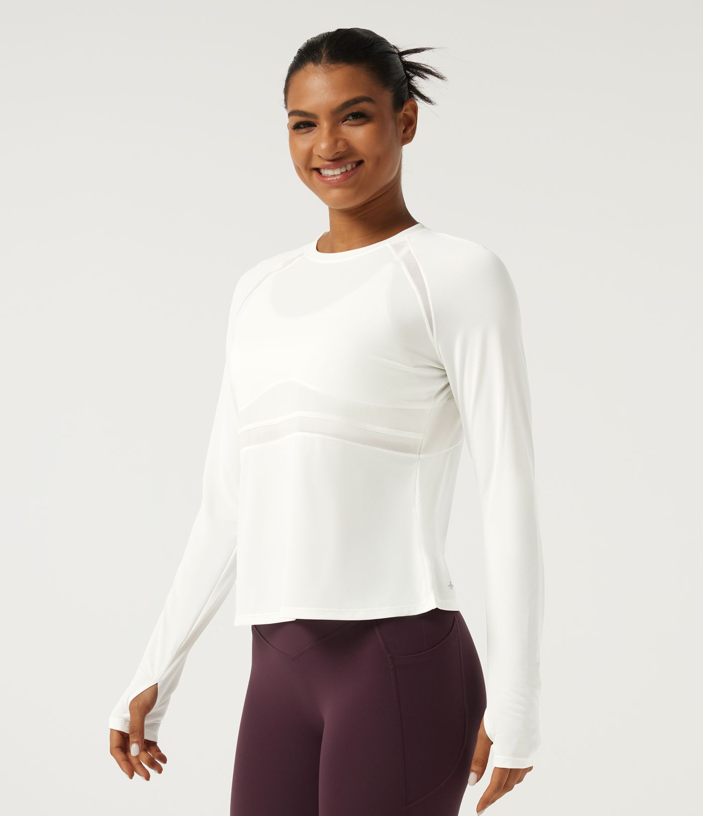 Round Neck Long Sleeve Contrast Mesh Running Sports Top with Thumbholes Round Neck Long Sleeve Contrast Mesh Running Sports Top with Thumbholes