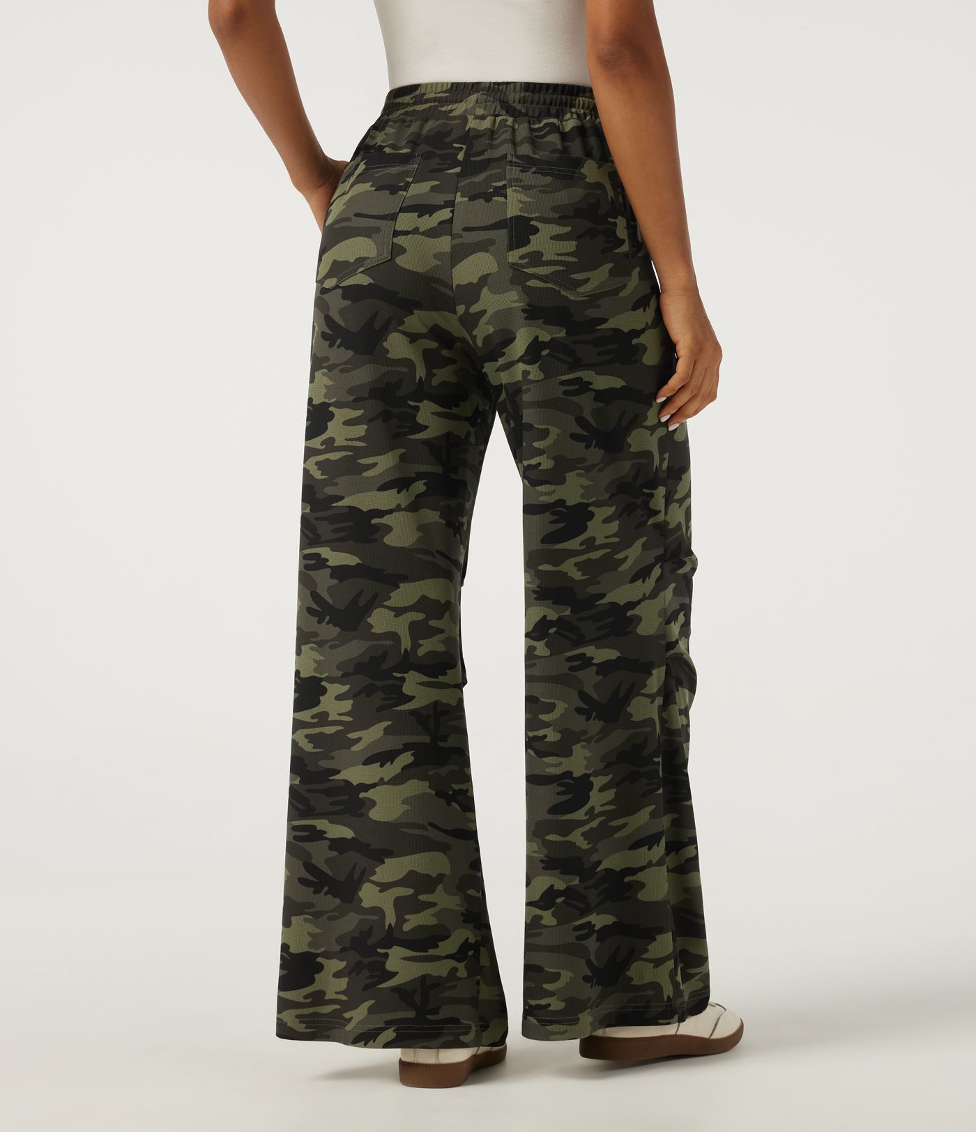 Mid Rise Baggy Drawstring Camo Waffle Casual Pants with Pockets