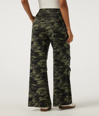 Mid Rise Baggy Drawstring Camo Waffle Casual Pants with Pockets