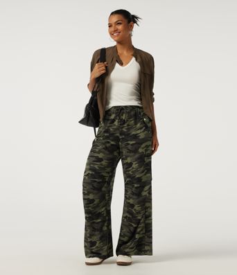 Mid Rise Baggy Drawstring Camo Waffle Casual Pants with Pockets