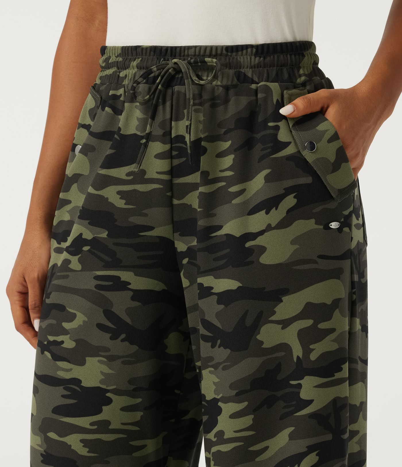 Mid Rise Baggy Drawstring Camo Waffle Casual Pants with Pockets