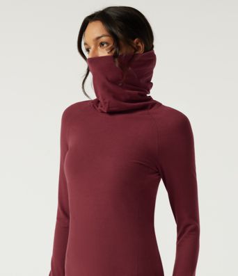 Halara HeatCore top casual térmico de cuello alto, manga larga raglán, con aberturas para los pulgares.