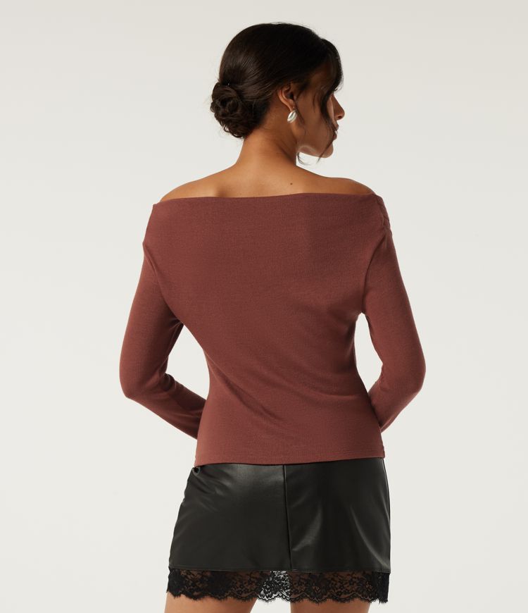 Off Shoulder Crossover Ruched Long Sleeve Casual Top Off Shoulder Crossover Ruched Long Sleeve Casual Top